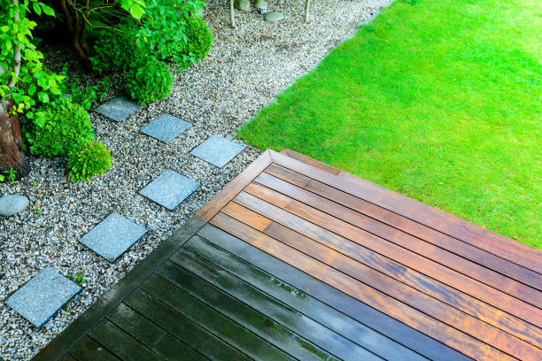 Best Animal Enclosure Cleaning  in Queens, NY